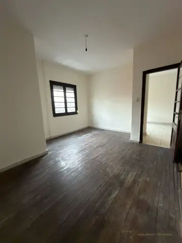 Apartamento de 2 dormitorios con balcón · foto 2